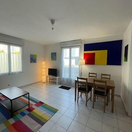 Maisonette Parking Prive Gratuit Doue-la-Fontaine Exterior photo