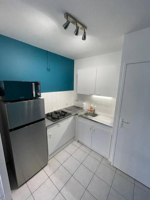 Maisonette Parking Prive Gratuit Doue-la-Fontaine Exterior photo
