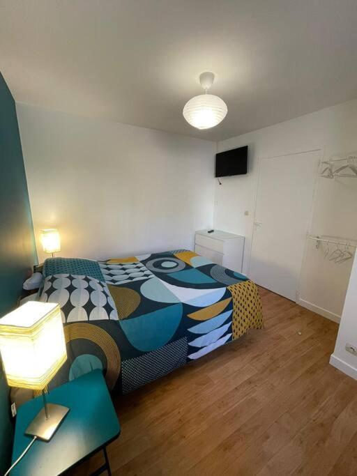 Maisonette Parking Prive Gratuit Doue-la-Fontaine Exterior photo