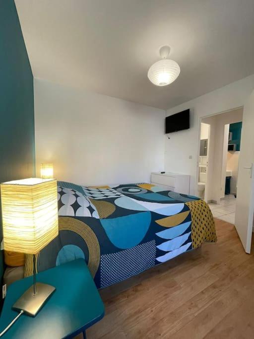 Maisonette Parking Prive Gratuit Doue-la-Fontaine Exterior photo